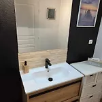 Daire Nouveau !! Confortable Totalement Renove Avec Parking Gratuit - Hypercentre De *