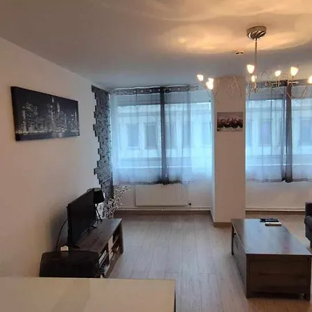 Nouveau !! Confortable Totalement Renove Avec Parking Gratuit - Hypercentre De Hotel 3*